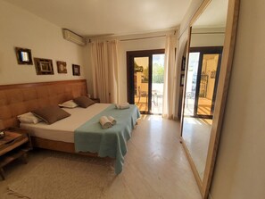 1 bedroom, WiFi - Golden Tulip APT Spacieux Avec Deux Terrasses (La Marsa)