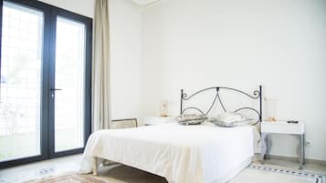 3 bedrooms, iron/ironing board, WiFi