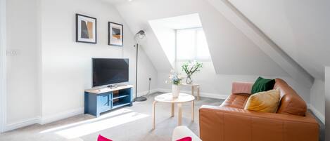 Appartement Deluxe, salle de bains privée, vue ville (2 bed 2 bath penthouse) | Bar lounge