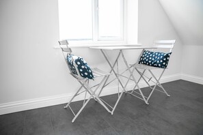 Deluxe-huoneisto, oma kylpyhuone, kaupunkinäköala (2 bed 2 bath penthouse) | Aula