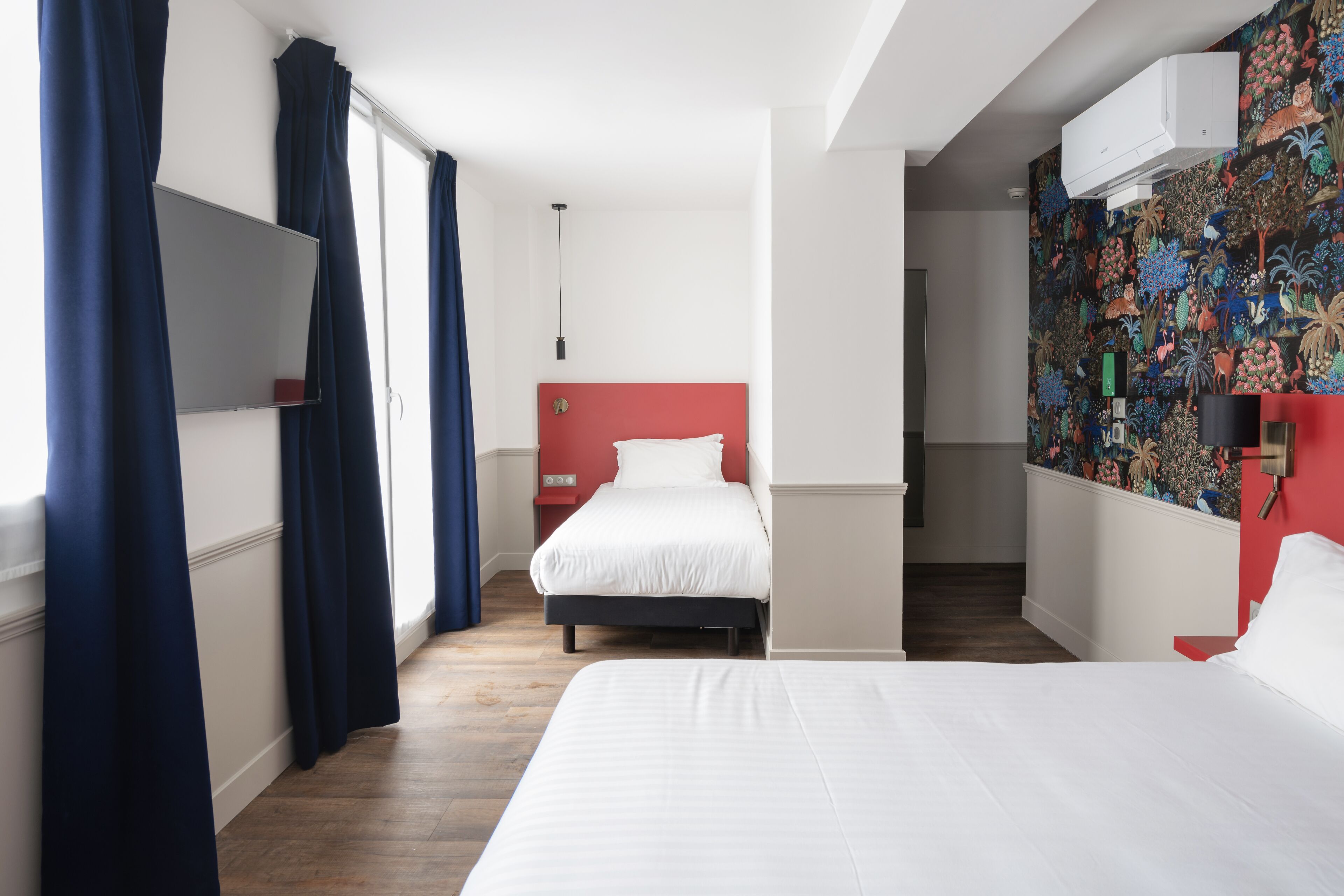 deluxe triple room, terrace | 1 bedroom, in-room safe, desk, laptop workspace