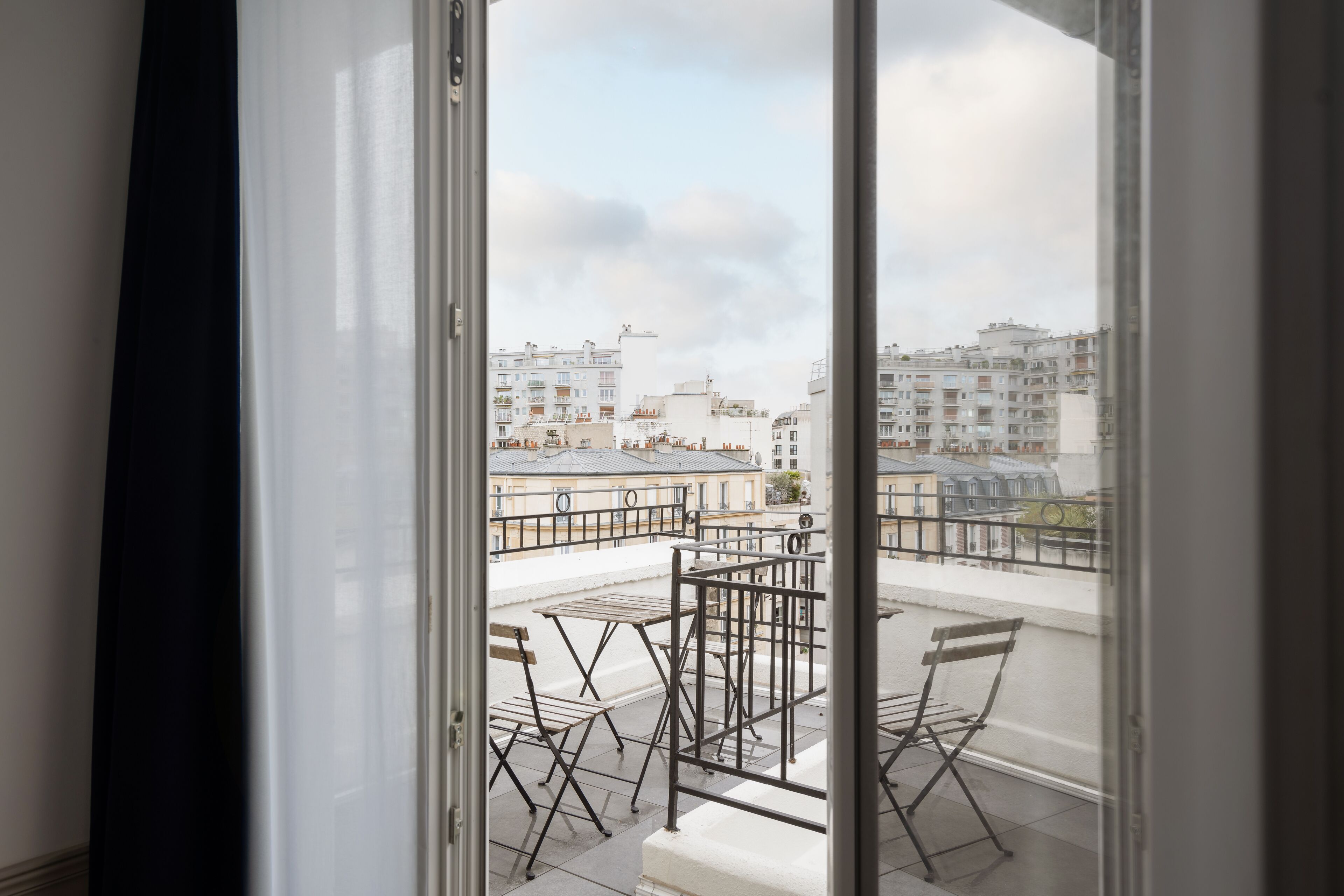 Coffres-forts dans les chambres, bureau