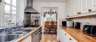 3-bed Cosy Bookbinder House in Jericho Oxford