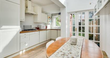 The Old Bookbinders Retreat - 4-bedroom Jericho House in Oxford