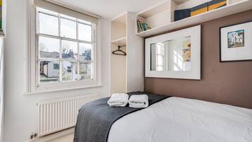 House | 4 bedrooms, WiFi