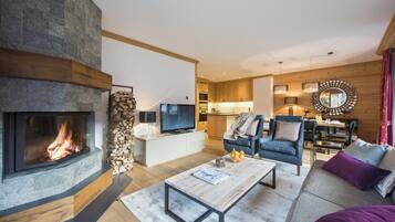 Apartment | 2 bedrooms, iron/ironing board