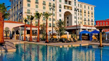 Indoor pool, outdoor pool