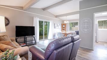 Smart TV, books
