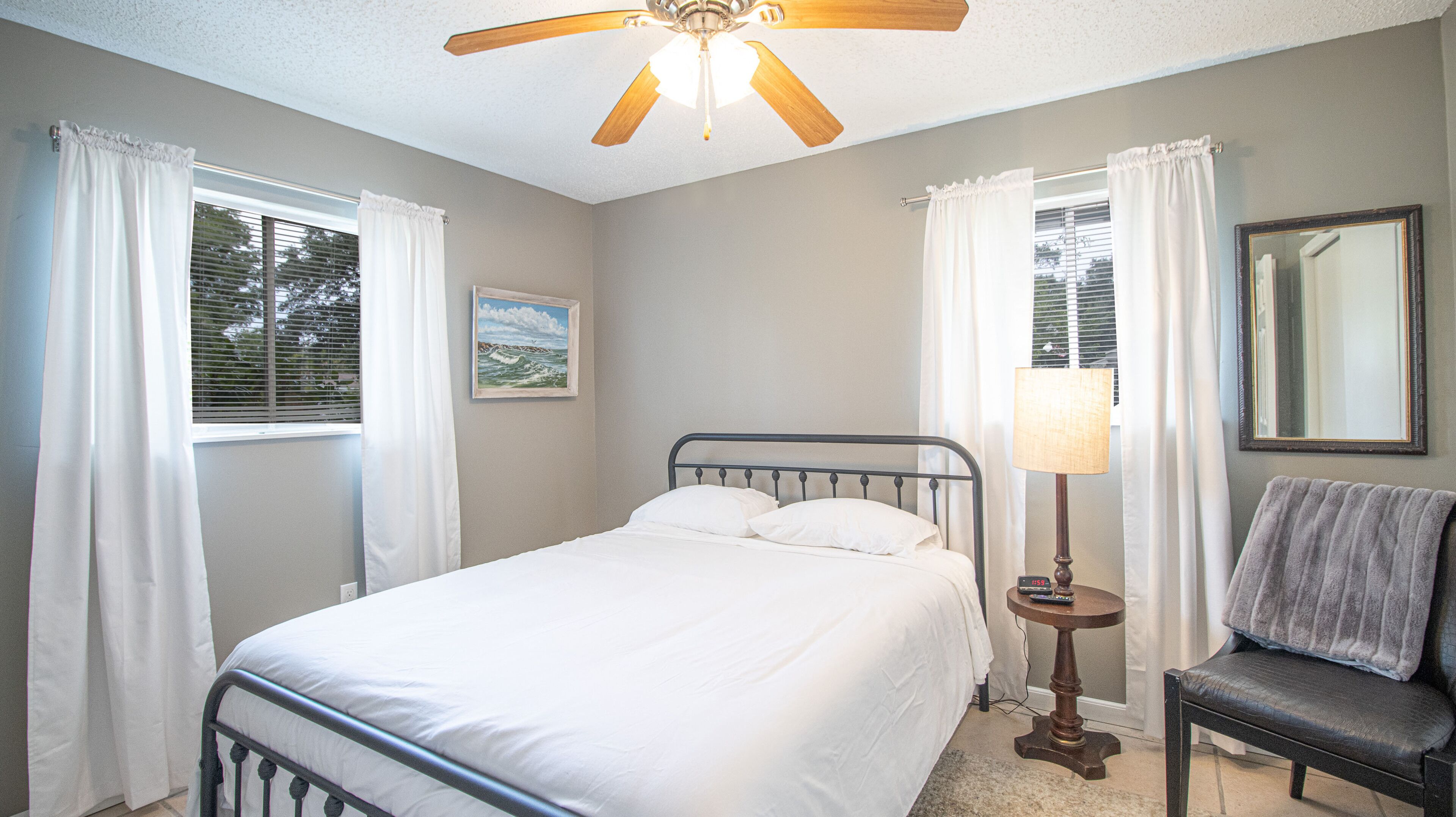 3 soverom, strykejern/-brett, wi-fi og sengetøy