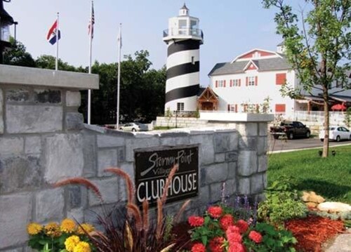 Four Bedroom, Luxury Cottage, Branson, Missouri (2442869)