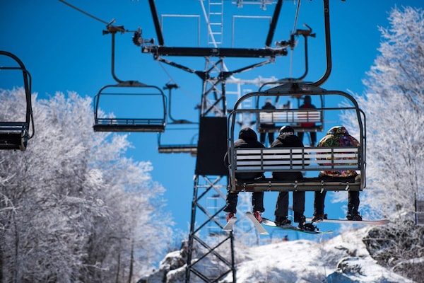 Snow and ski sports