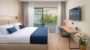 Superior dubbelrum | 1 sovrum, minibar, värdeförvaringsskåp på rummet och skrivbord