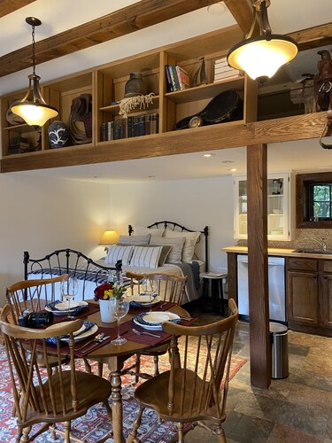 Cowboy cabin with private patio