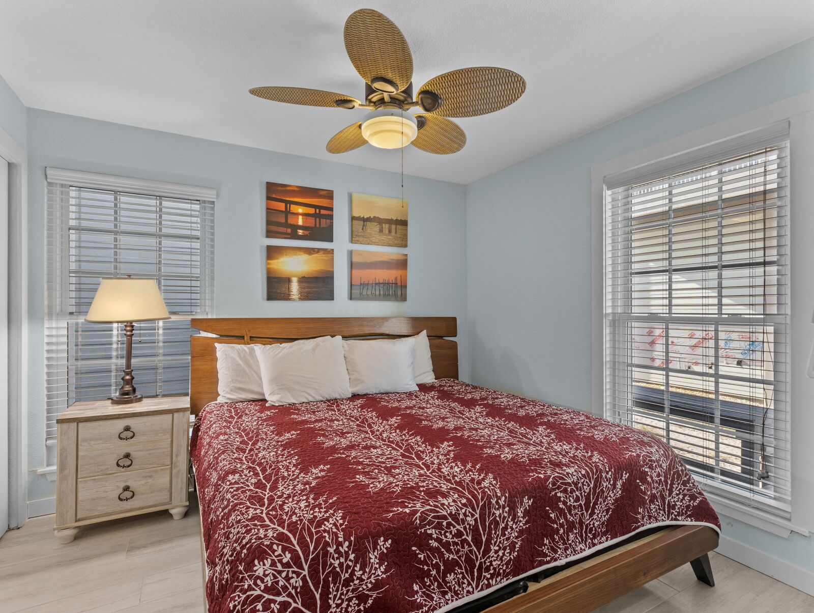 Island Place 102 Perfect Downtown Getaway W/ Pool! - Cedar Key, FL