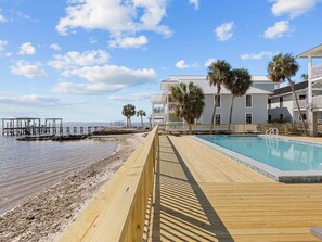 Pool - Island Place 105 Amazing Views w/ Waterfront Pool! (Cedar Key)