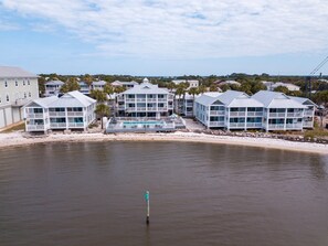 Exterior - Island Place 108 Beachfront Poolside Pet-Friendly! (Cedar Key)
