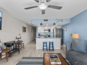 Interior - Island Place 112 Great View, Downtown with Pool! (Cedar Key)