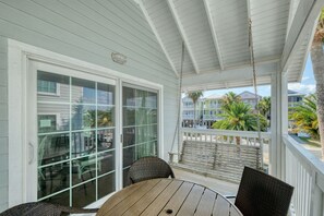 Outdoor dining - Beautiful Condo at Island Place 201! (Cedar Key)