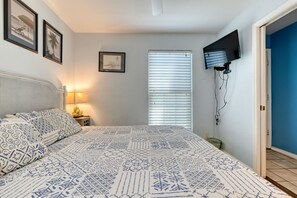 1 bedroom, iron/ironing board, travel crib, WiFi