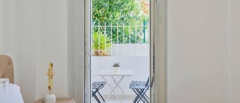 1 soverom, strykejern/-brett, reiseseng for barn og wi-fi