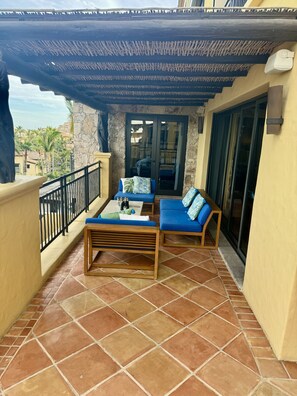 Terrace/patio - Spacious 4 bedroom 3.5 bath with a great view from building two second level. (Cabo San Lucas)