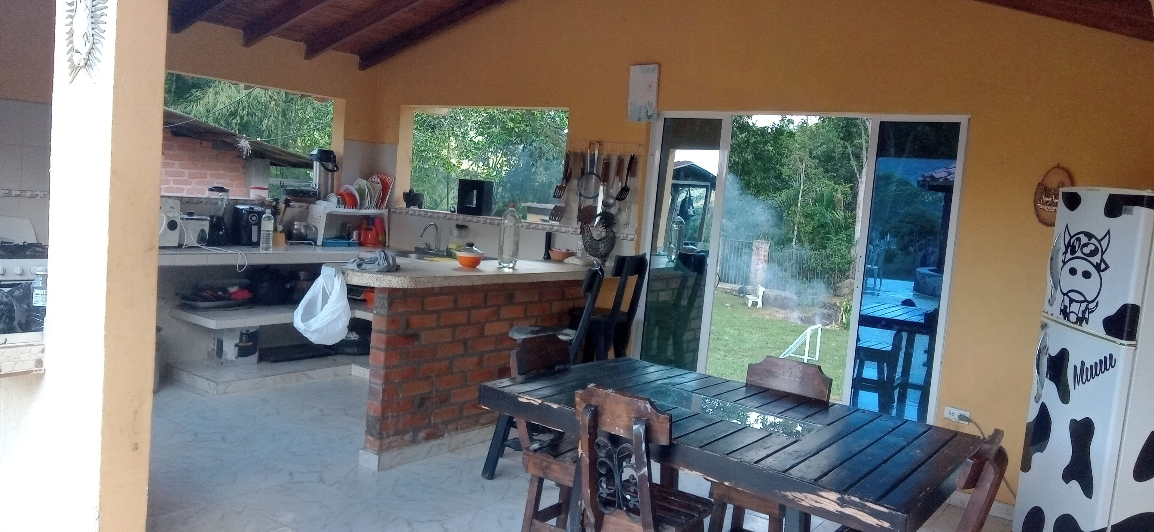 Fridge, oven, stovetop