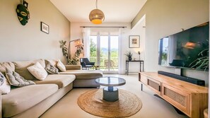 Smart TV, fireplace, video games, DVD player