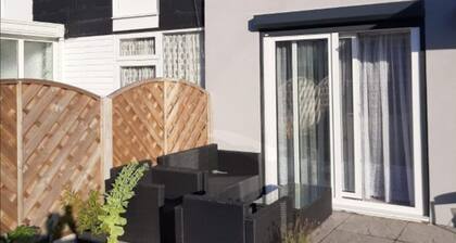 Lovely 2-bed Apartment in Coventry