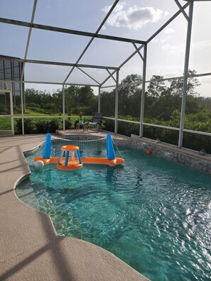 Beheizter Pool