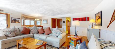 Televisio, takka, DVD-soitin