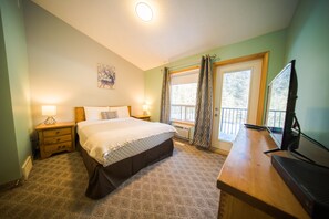 2 slaapkamers, een strijkplank/strijkijzer, reisbedje, gratis wifi