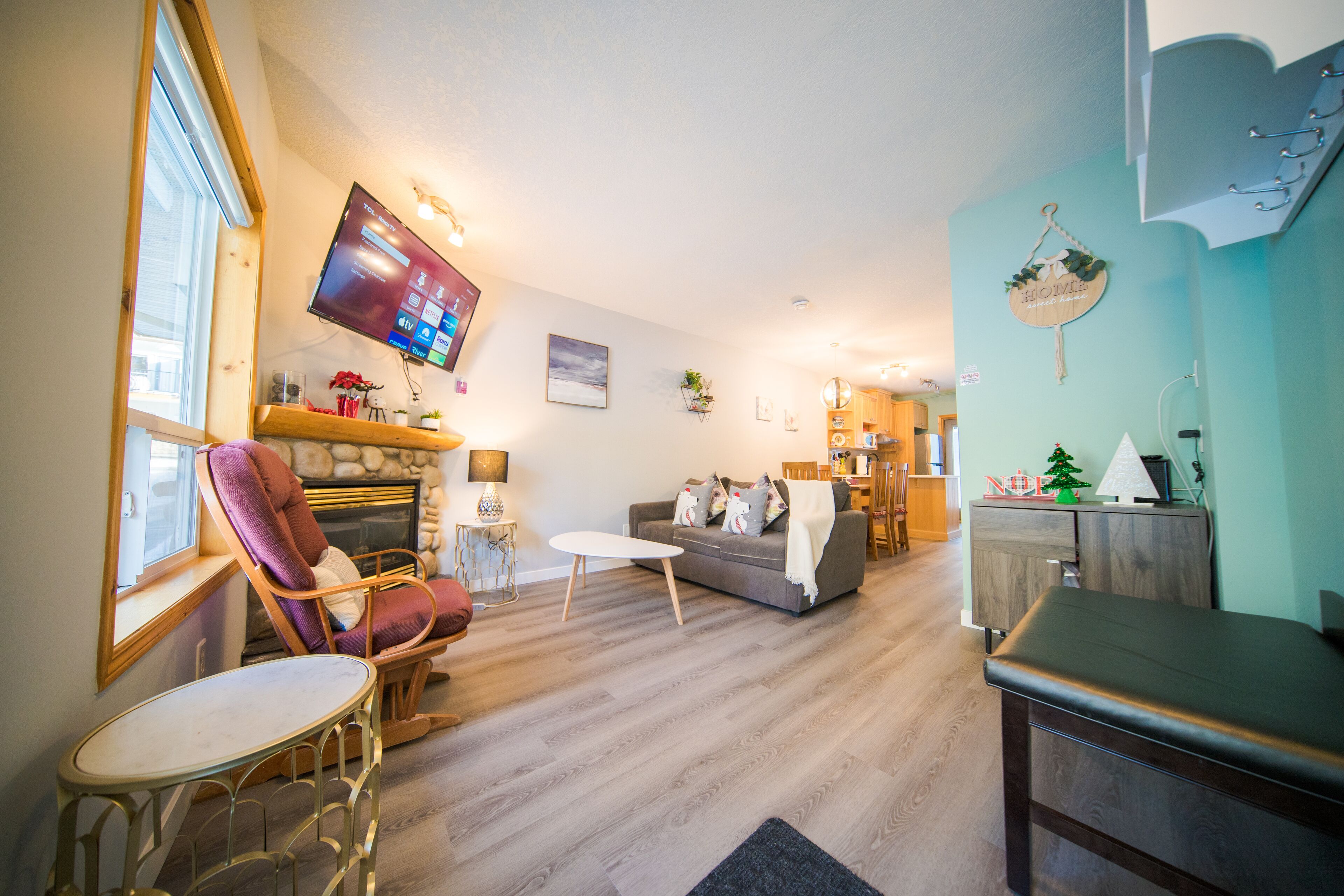 智能电视、壁炉