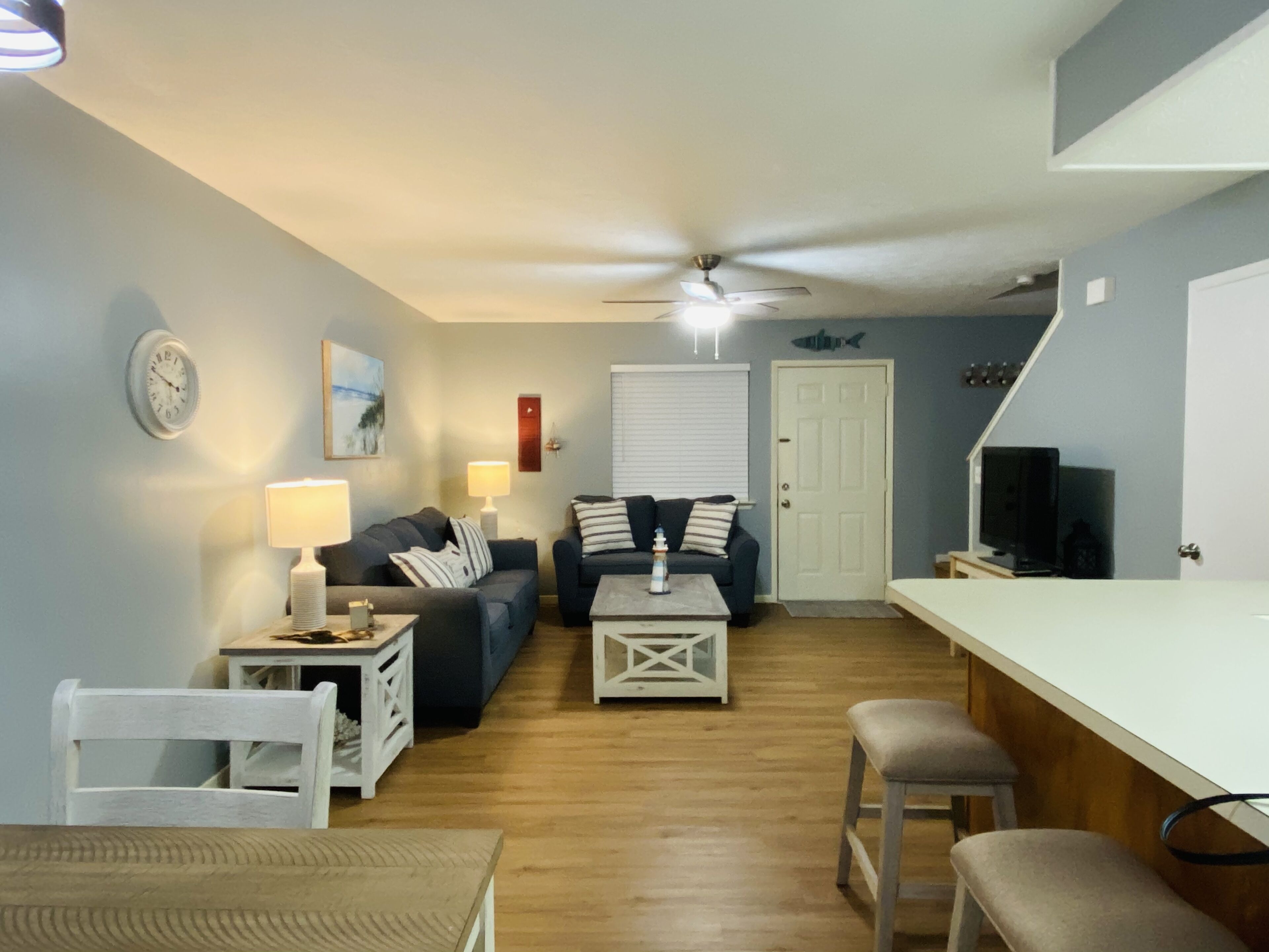 Wonderful Townhome 3min walk to White sand beaches