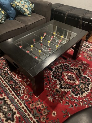 Games room - Bungalow with hidden room behind bookcase door and no cleaning fees (Spokane)