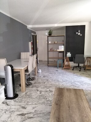 Interior - Very nice 3-room apartment in the heart of Juan les Pins (Antibes)