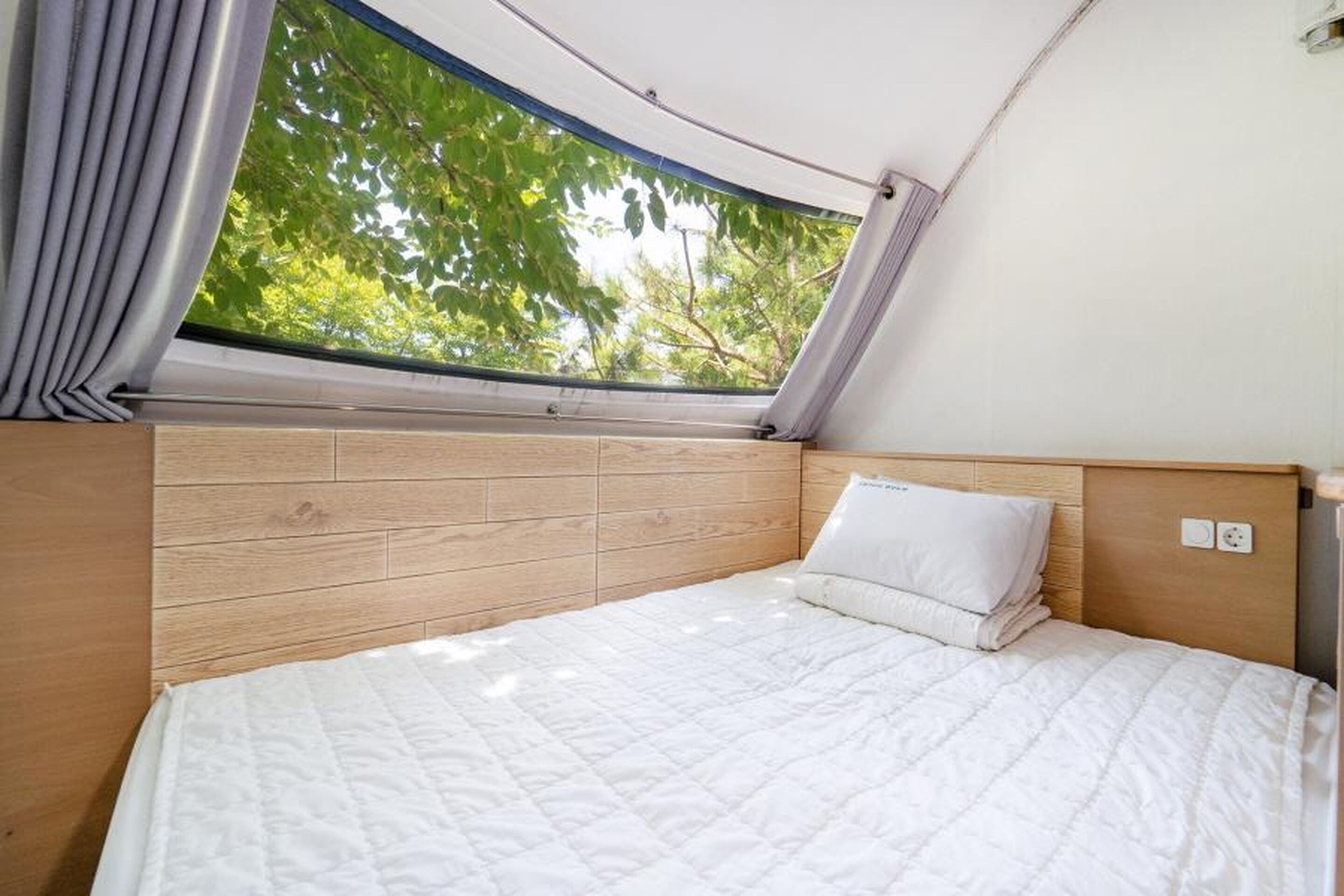 Quarto básico, 1 quarto (DeluxeAhyeong1) | 1 quarto, Wi-Fi de cortesia