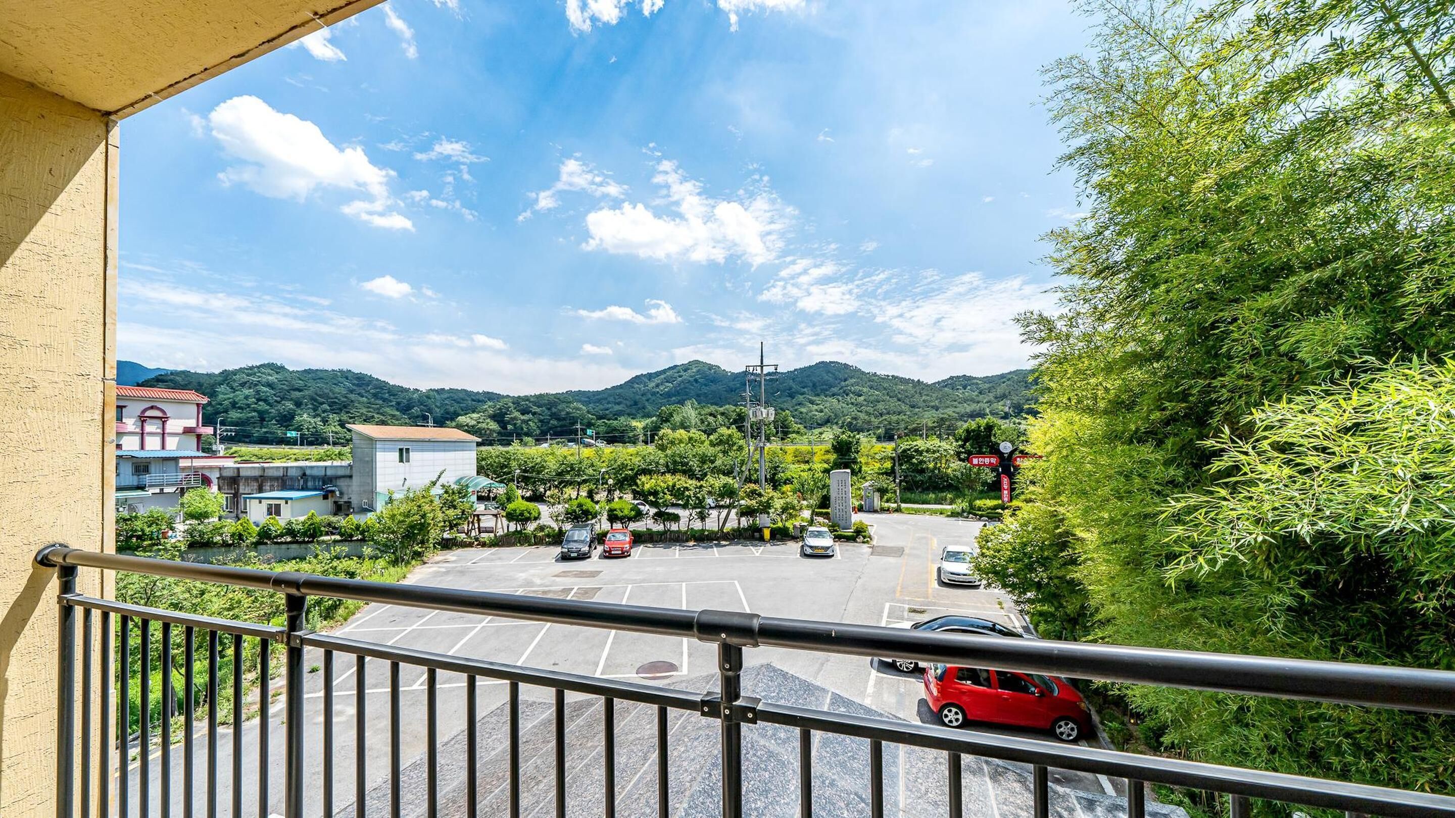 1 개의 침실, 무료 WiFi