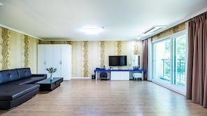 Basic Room, 1 Bedroom (201ho(Daehyeong/Danchesil)) | 1 bedroom, free WiFi