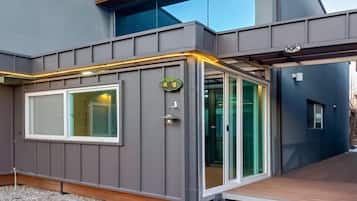 Basic Room, 1 Bedroom (roselle) | 1 bedroom, free WiFi