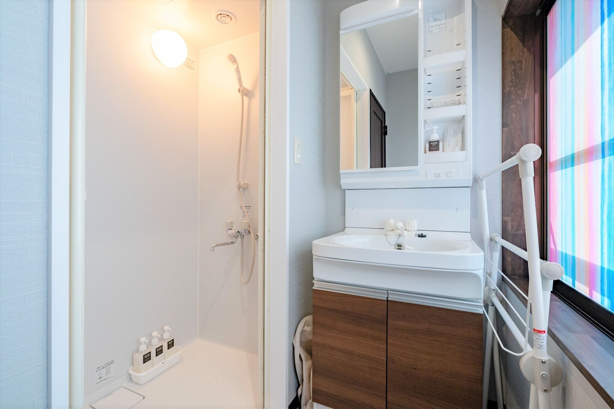 Hair dryer, towels