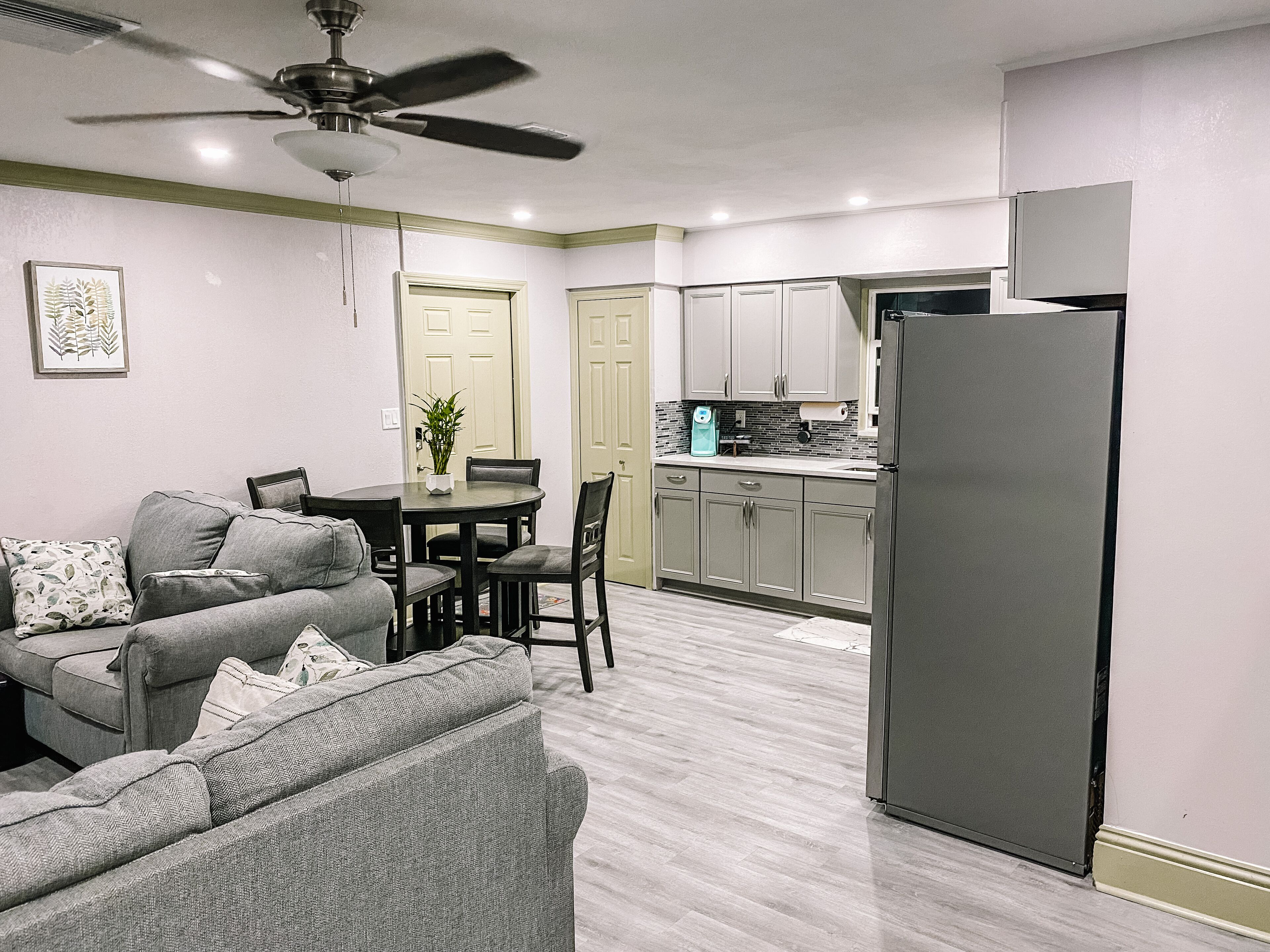 Modern Tiny Home - in Fort Myers Hotspot