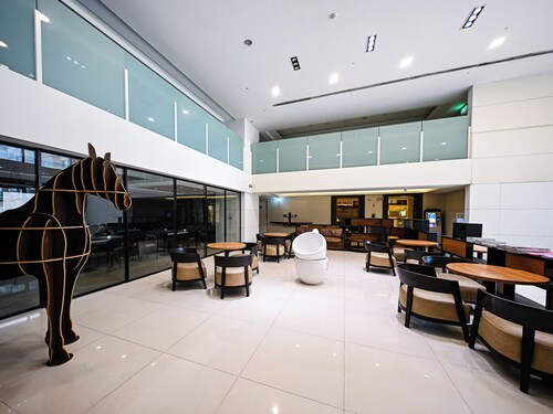 CHECK inn Taipei Neihu