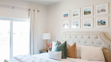 4 chambres, fer et planche à repasser, accès Internet, draps fournis