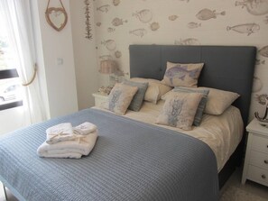 2 Schlafzimmer, Bügeleisen/Bügelbrett, WLAN, Bettwäsche