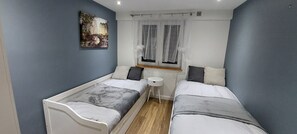 2 chambres, fer et planche à repasser, Wi-Fi, literie fournie