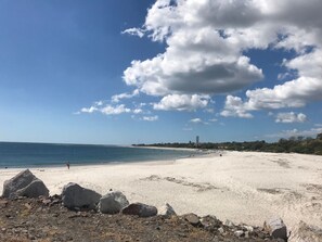 Beach nearby, sun loungers, beach towels
