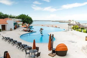 Piscine extérieure, piscine chauffée