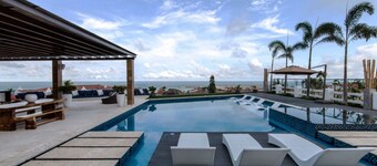 Luxurious Beach House - Private Pool Golf & Marina