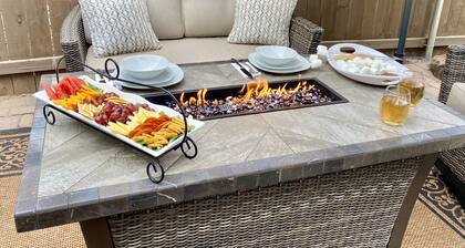 Pico in the Pines, pet friendly and cozy fireplace