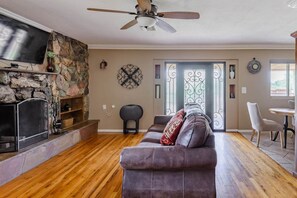 Smart TV, fireplace, foosball, table tennis